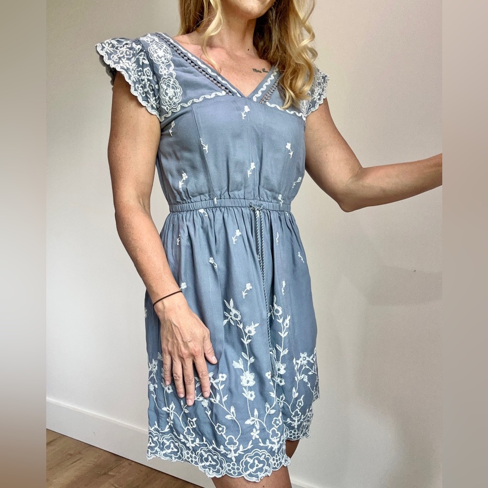 Abercrombie & Fitch Blue Periwinkle and White Embroidered Dress - Size XS